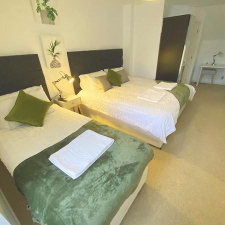 Walsall Group Accommodation 外观 照片