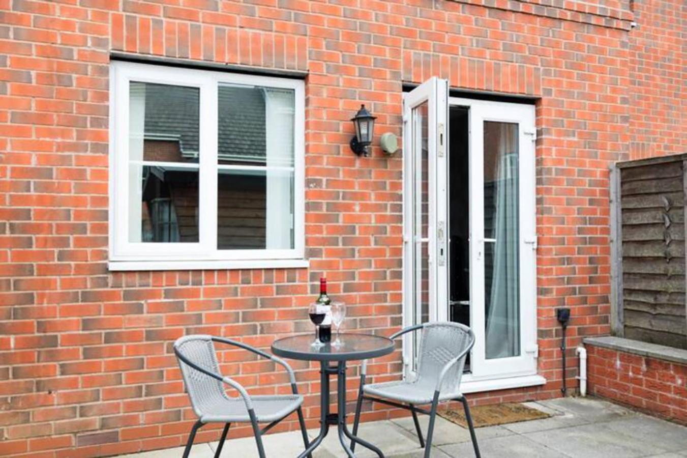 Walsall Group Accommodation 外观 照片
