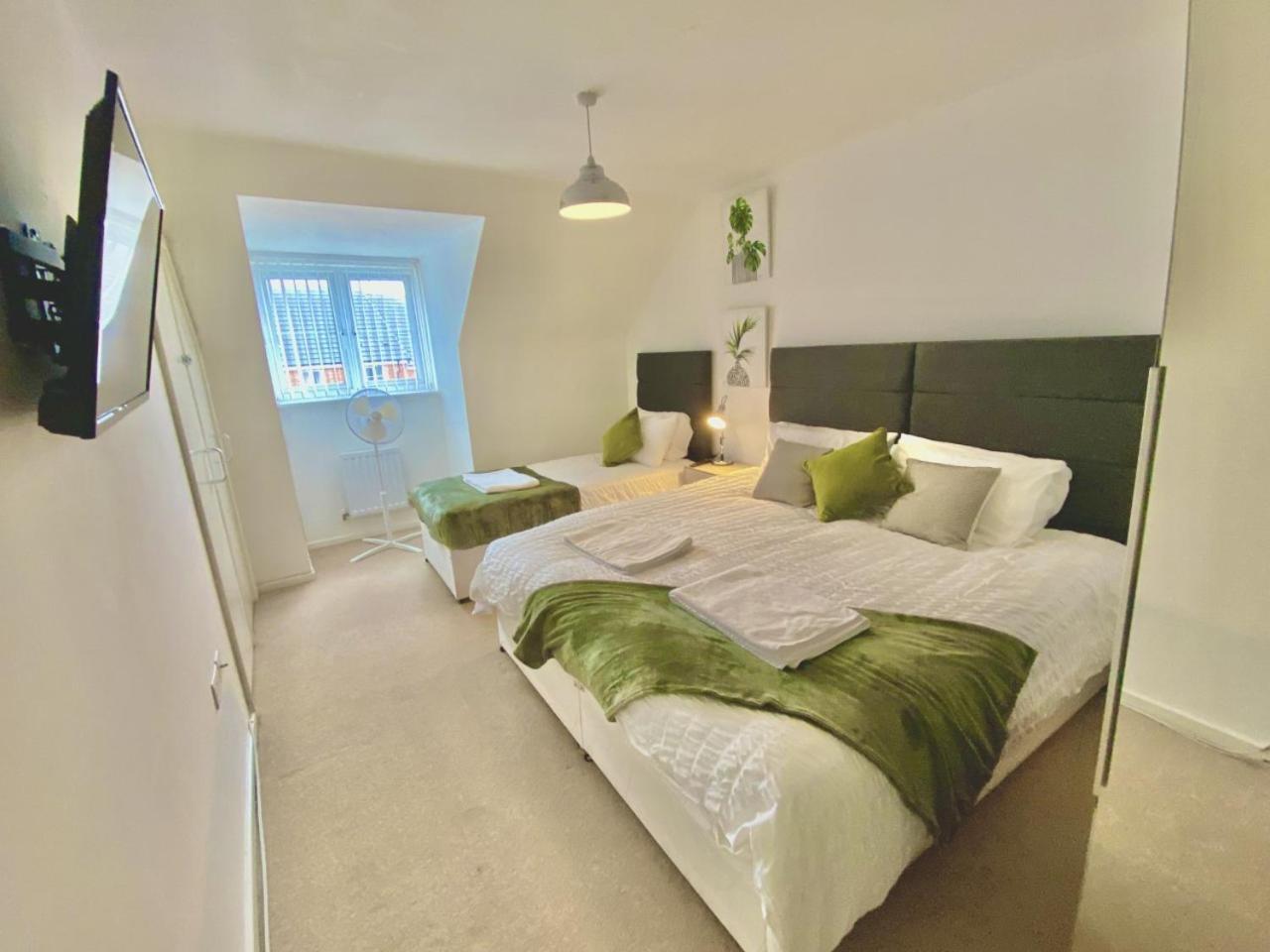 Walsall Group Accommodation 外观 照片