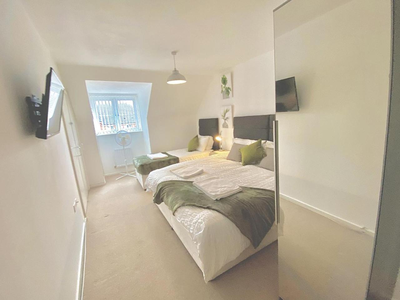 Walsall Group Accommodation 外观 照片