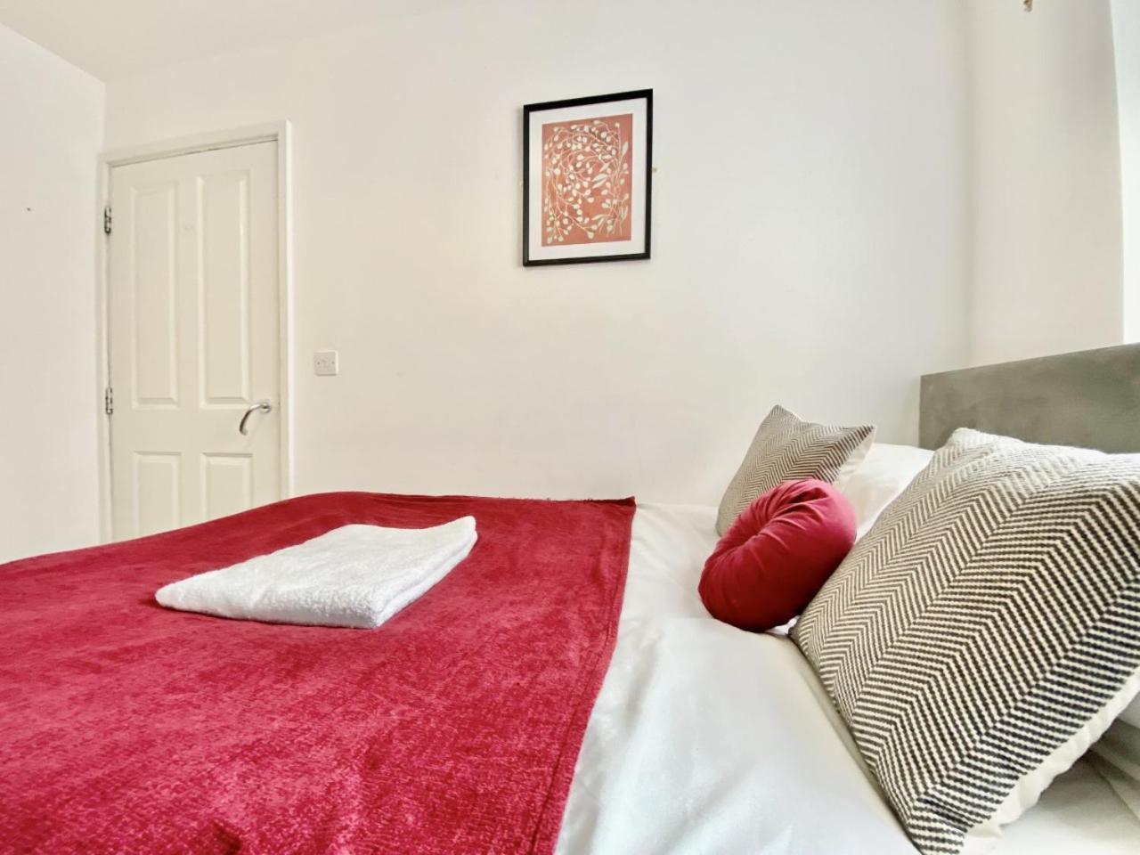 Walsall Group Accommodation 外观 照片