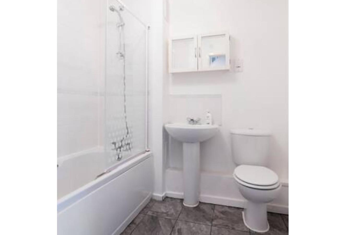 Walsall Group Accommodation 外观 照片